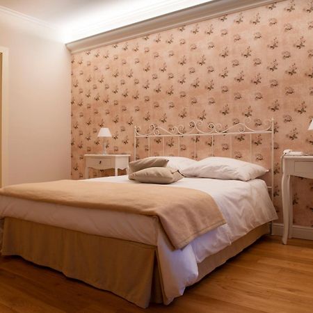 Marale Bed & Breakfast เซริโน ภายนอก รูปภาพ