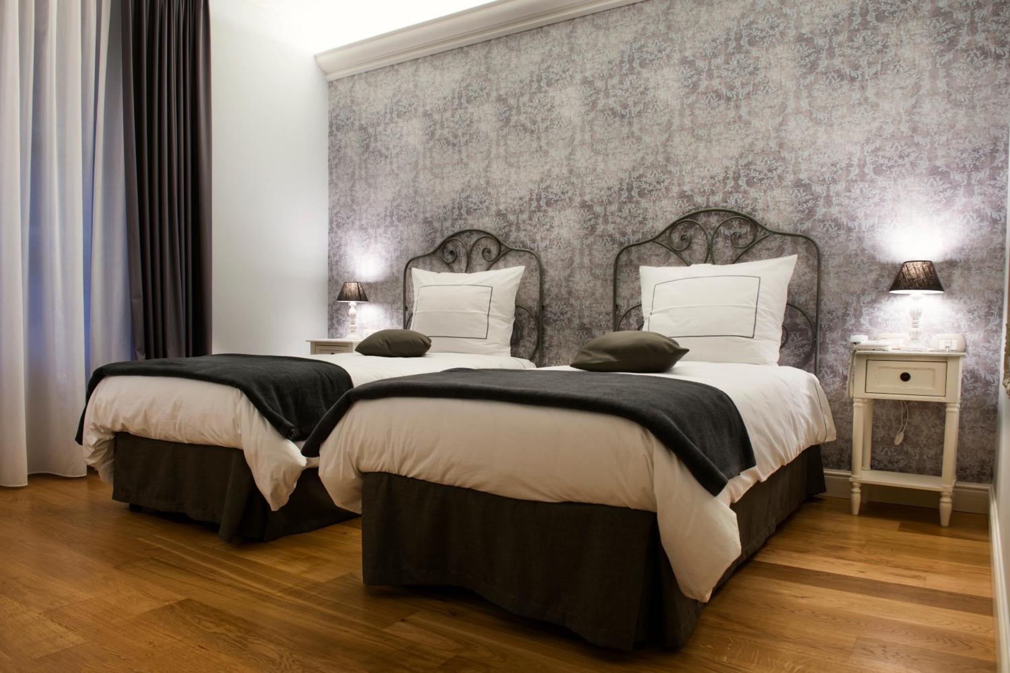 Marale Bed & Breakfast เซริโน ภายนอก รูปภาพ